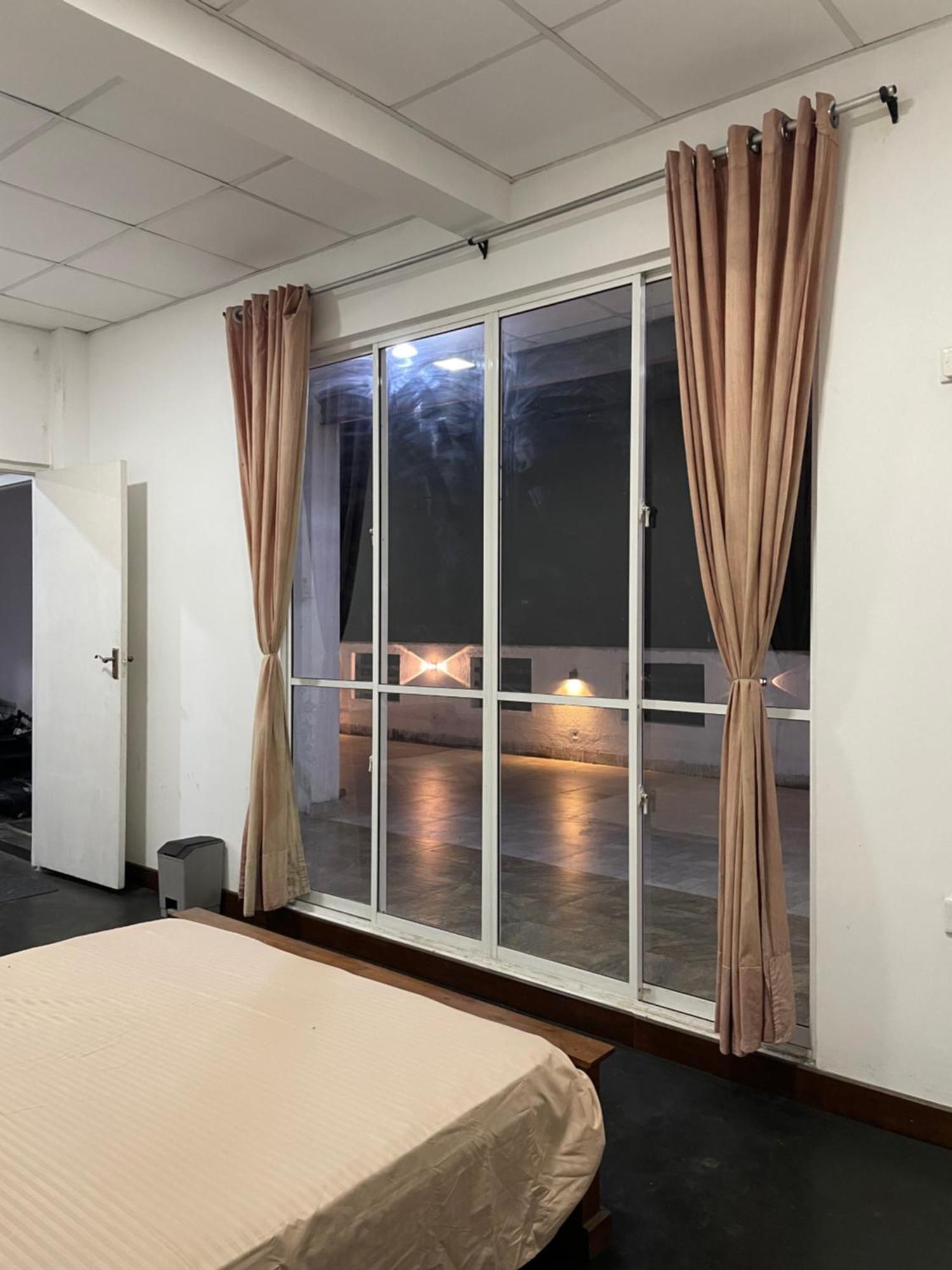 Misty Mountain Lodge Kegalle Buitenkant foto
