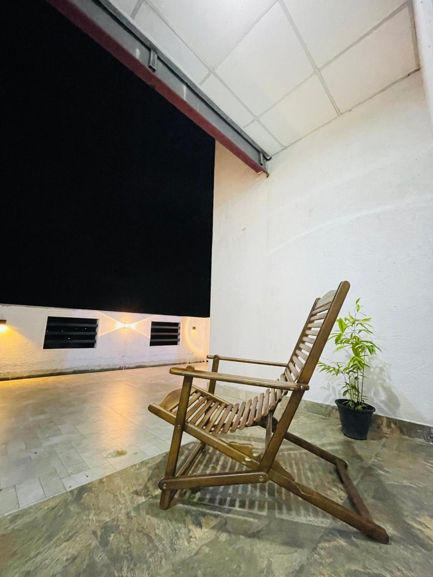 Misty Mountain Lodge Kegalle Buitenkant foto