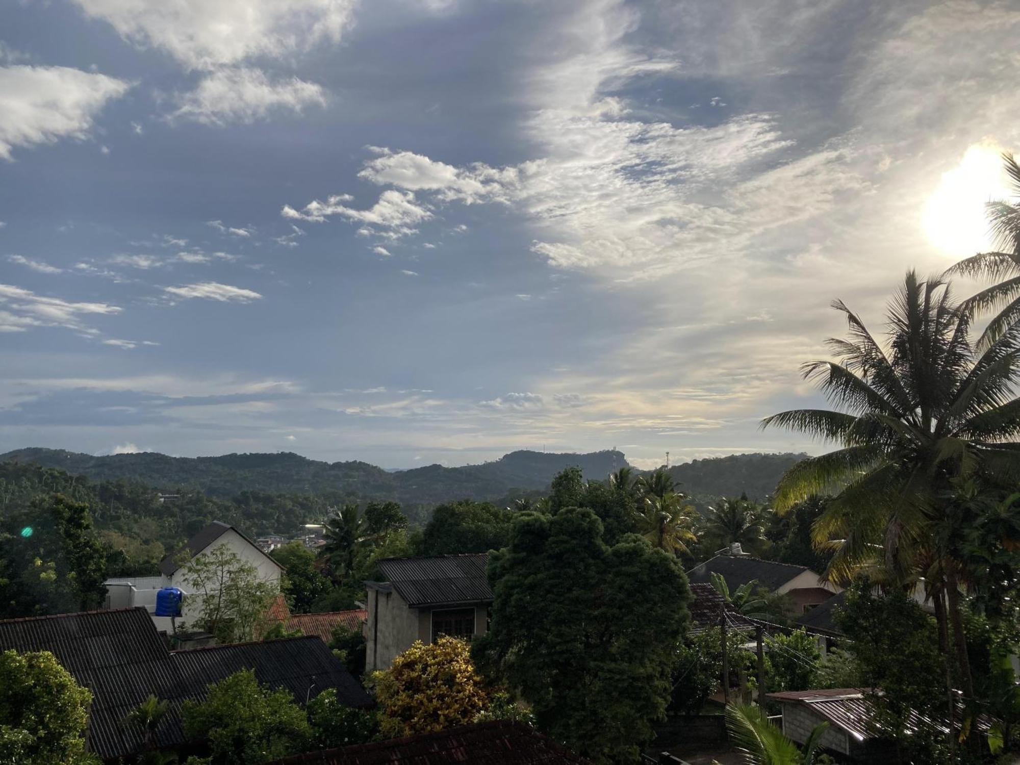 Misty Mountain Lodge Kegalle Buitenkant foto