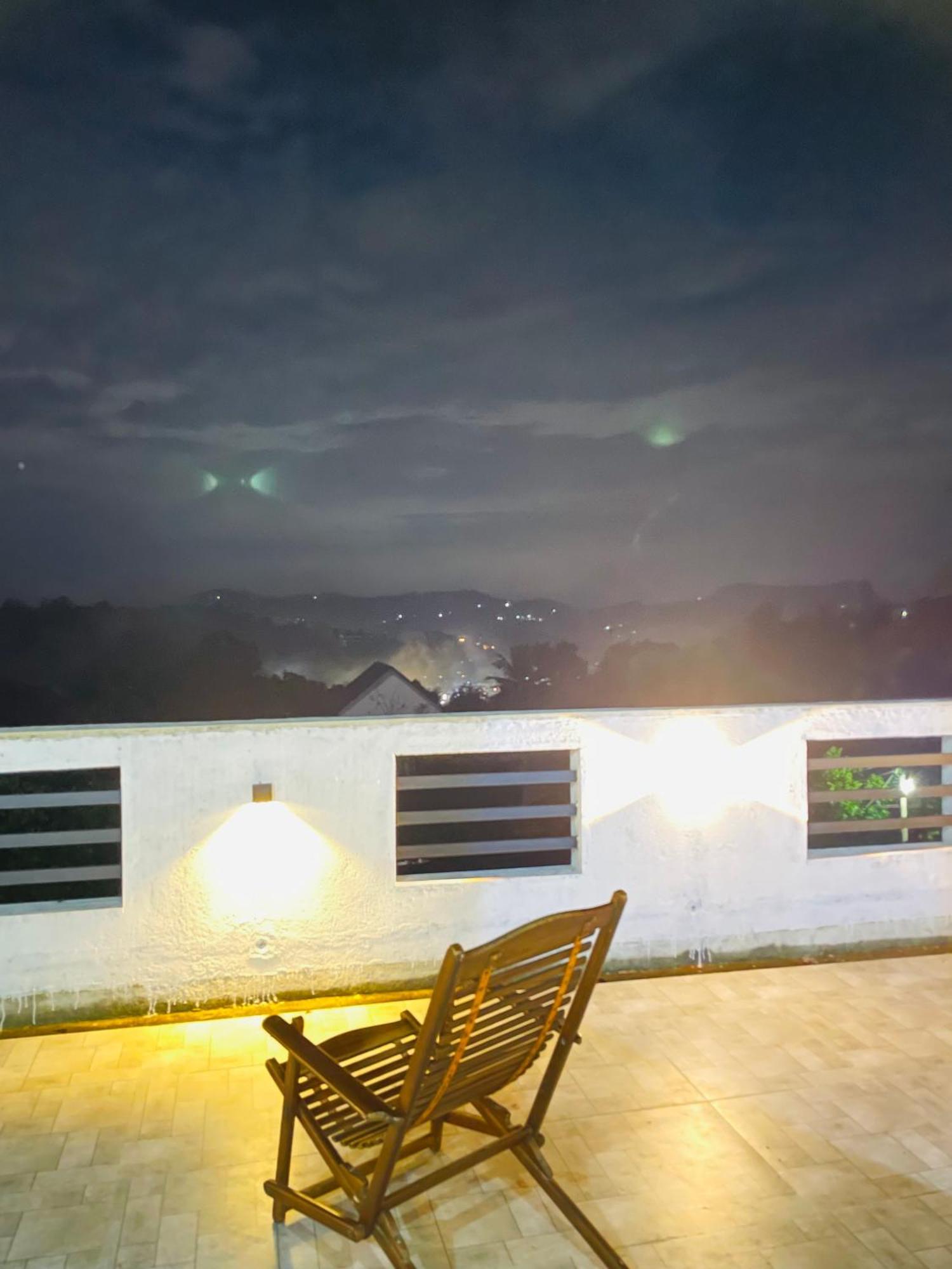 Misty Mountain Lodge Kegalle Buitenkant foto